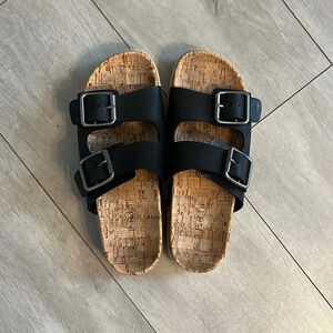 ESPRIT  Big Buckle Slide Sandal, Size 8